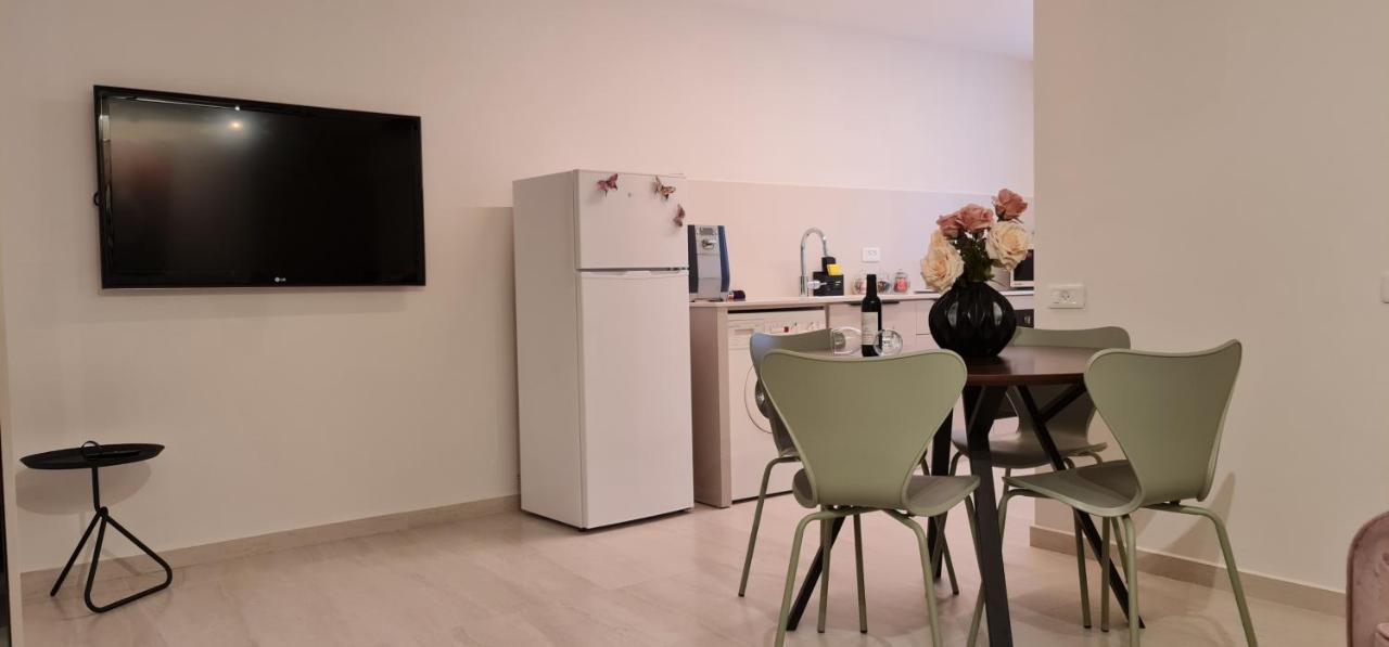 Yuval Holidey Aprtment Eilat Apartamento Exterior foto