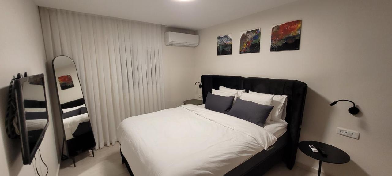 Yuval Holidey Aprtment Eilat Apartamento Exterior foto